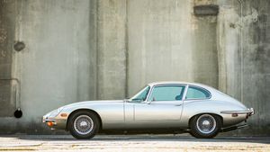 Exquisite 1971 Jaguar E-Type 2+2 Series 3 Auctions For $48K