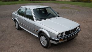 Dealer Selling 1986 BMW 325iX With 325 Miles
