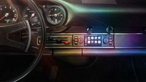 Porsche Brings Modern Cabin Tech To Classic 911