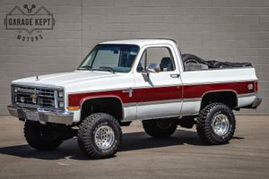 Chevy K5 Blazer Has Vintage Ruggedness And Modern Power