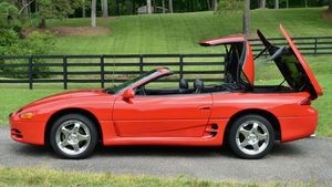 Enjoy Open-Air Driving In This Rare 1995 Mitsubishi 3000GT Spyder
