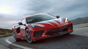 Turn Your Dreams Into Reality In A Mid-Engine 2020 Chevy Corvette Z51