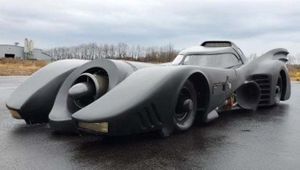 US Marshals Auctioning Seized BTTF DeLorean, Ecto-1, Batmobile