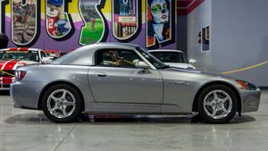 Get Revved Up With A Well-Kept 2001 Honda S2000