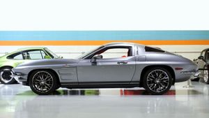 A Split-Window Corvette Made In 2013, How Is That Possible?