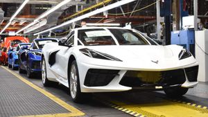 Chevrolet Builds The 1.75 Millionth Corvette