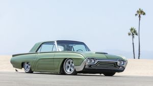 Custom 1963 Ford Thunderbird Takes Things Low