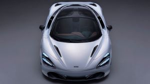 Lil Wayne Got A 2020 McLaren 720S For His Birthday