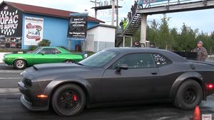 Watch Classic And Modern Muscle Cars Race