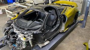 Guy Buys A Wrecked McLaren 720S
