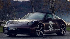 Expert Offers Insights On Porsche 911 Targa Heritage Edition