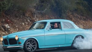 1962 Volvo Amazon Uses Corvette Power