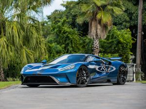 Featherweight Ford: 2019 Ford GT Lightweight