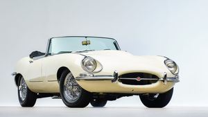 Ch-Ch-Ch-Ch-Changes: 1968 Jaguar XKE Series 1.5