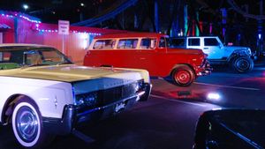 Drive-Thru Car Show Featured At Six Flags