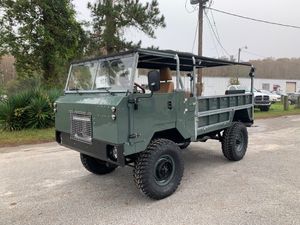 RestoMod Land Rover Becomes The Perfect Beach Cruising Machine