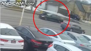 Thieves Almost Kill Dealership Employee For BMW M4