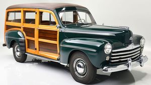 Edsel Ford II Wagons Auction For Big Bucks