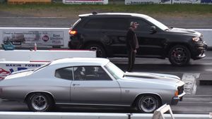 Old School Chevrolets Race New School Mopars