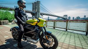 Motorcycle Monday: Electric Motorcycles Pros And Cons