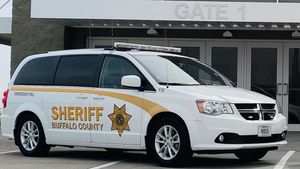 Mustang Driver Successfully Outruns The Cops