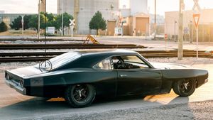 SpeedKore’s Mid-Engine Charger Is Everything Wrong With Muscle Cars Today