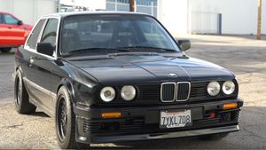 BMW E30 Sports An S52 Swap