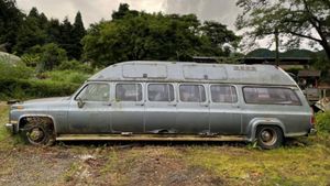 Japan Is Home To Some 10-Door Chevy Suburbans