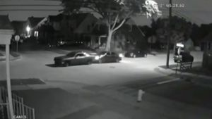 Stolen Dodge Challenger Pushed Away By Thieves