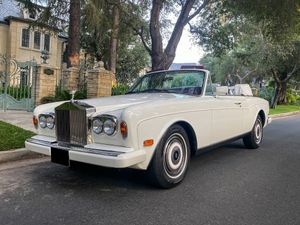 Elegant 1989 Rolls-Royce Corniche II Is An Impressive Creature