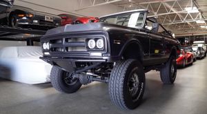 Big Block GMC Jimmy K5 Blazer Is The Perfect Beach Cruiser