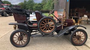 Man In His 90s Giving Car Collection To Charity