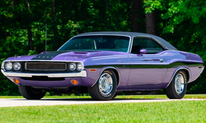 1970 Dodge Challenger R/T Is Mopar Muscle Car Royalty