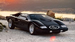1975 Lamborghini Countach LP400 ‘Periscopio’ Struts Classic Italian Performance