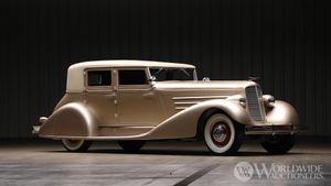 Duesenberg Model J Boasts Performance And Desirability
