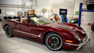 2000 Corvette 1953/2003 Commemorative Edition Turns Heads