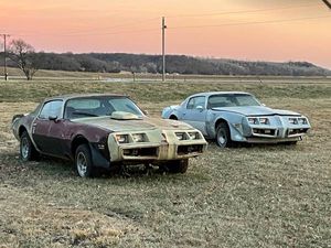 Craigslist: Two’fer Twin 1981 Trans Ams