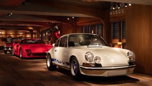 Garage Living Space Is The Ultimate Man Cave