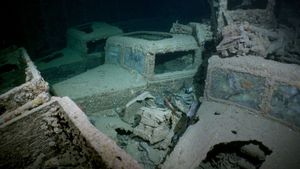 SS Thistlegorm Is A Giant Underwater Classic Car Tomb