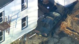 Dodge Challenger Thief Shot By Police