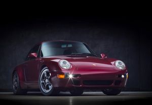 1997 Porsche 911 Is The Perfect ‘90s German Sports Car