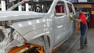 Shoppers Are Shelling Out Big For New Cars