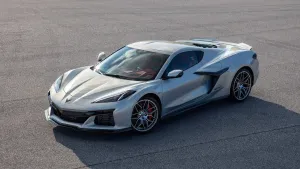 Dealerships Are Now Auctioning Corvette Z06 Build Slots