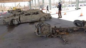 Divers Find Over 40 Cars Underwater In Tennessee