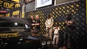 Two Kevin Hart Builds Unveiled At SEMA Show