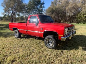 Maple Brothers Offering Two Great Pickups At Their OKC Auction Next Month