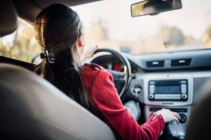 How to Choose a Car for Your Kid's First Driving Lesson
