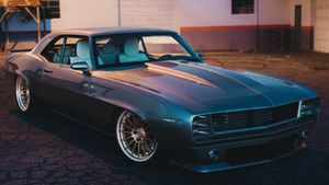 Fenix Camaro Is A Posh Restomod