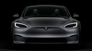 Tesla Recalls Full Self Driving Cars