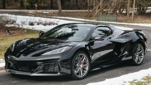 C8 Z06 Corvette Sells For $227,000